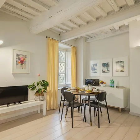 Residenza Degli Artisti Apartment *
