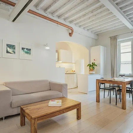 Residenza Degli Artisti Apartment *
