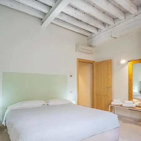 Residenza Degli Artisti *