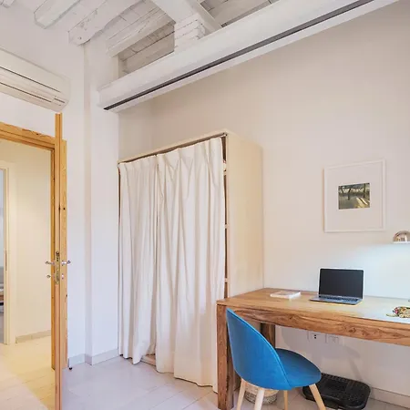 Residenza Degli Artisti Apartment