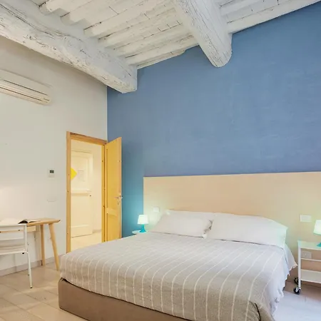 Residenza Degli Artisti Apartment