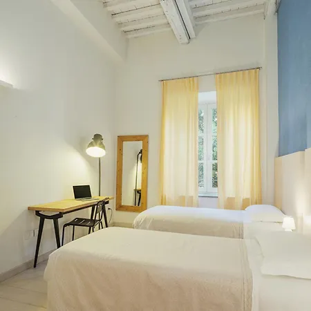 Residenza Degli Artisti Apartment
